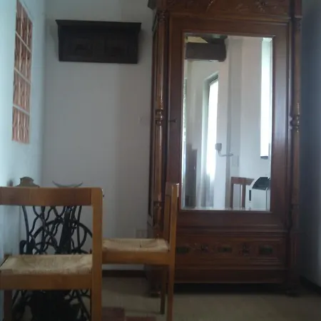 Couette-café Balestruccio Pombia